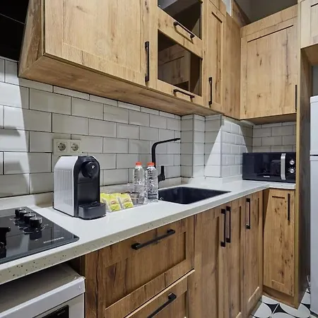 Spacious 2br 3ac 2 Min To Metro - Baysungur D3 *