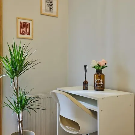 Spacious 2br 3ac 2 Min To Metro - Baysungur D3 Apartment Istanbul